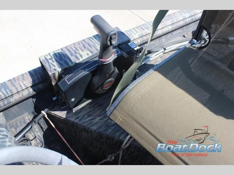 Slide: The Image of Roughneck 1756 2014 - 16