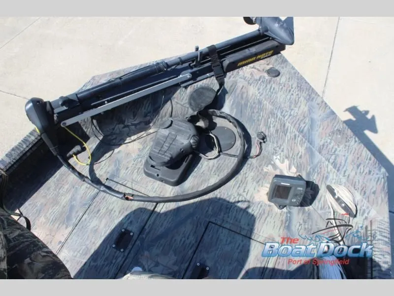 Slide: The Image of Roughneck 1756 2014 - 18