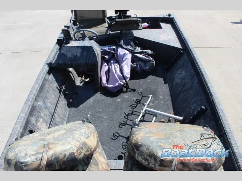 Slide: The Image of Roughneck 1756 2014 - 21