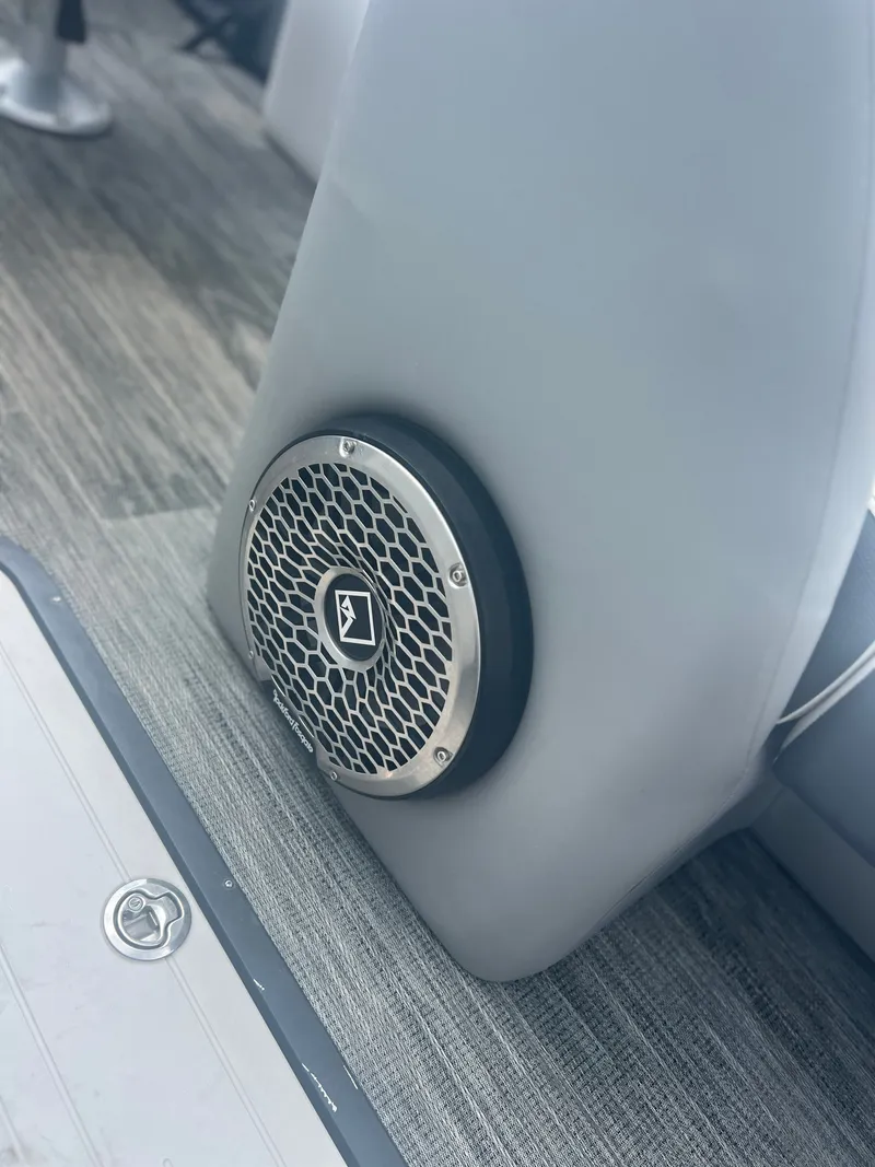 Slide: The Image of Viaggio D26B 2022 - 25