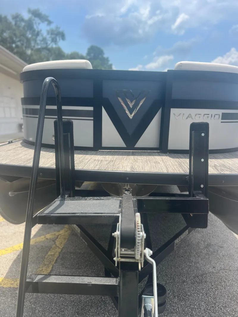 Slide: The Image of Viaggio D26B 2022 - 28