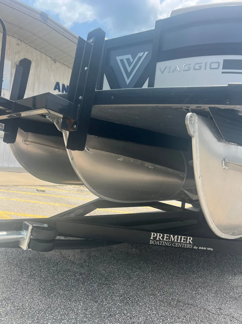 Slide: The Image of Viaggio D26B 2022 - 3