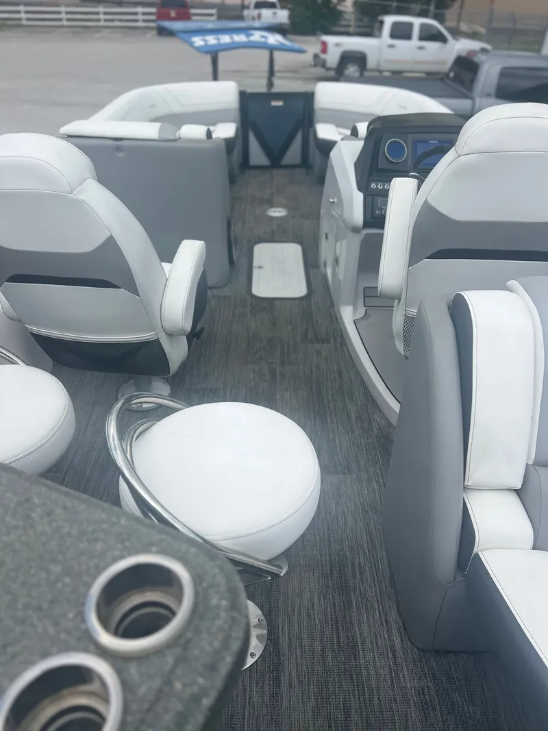 Slide: The Image of Viaggio D26B 2022 - 9