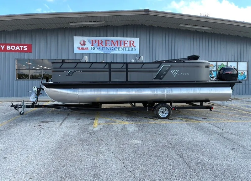 The Image of Viaggio LAGO L22PF2 DLX 2022 - 1