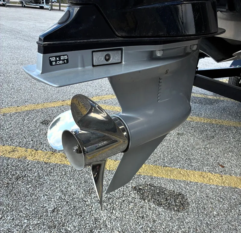 Slide: The Image of Viaggio LAGO L22PF2 DLX 2022 - 12