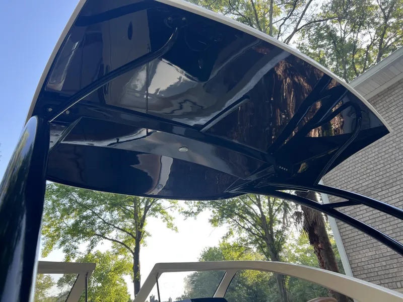 Slide: The Image of Scout 240 Dorado 2022 - 11