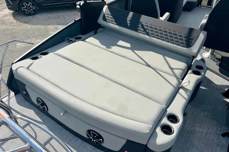 Slide: The Image of Harris Sunliner 230 Sport 2026 featuring luxurious lounge area with cup holders. - 22