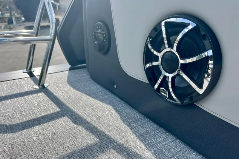 Slide: The Image of Speaker on Harris Sunliner 230 Sport 2026 boat. - 24