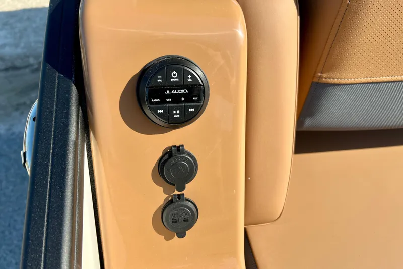 Slide: The Image of JL Audio control on Harris Grand Mariner 230, year 2026. - 19