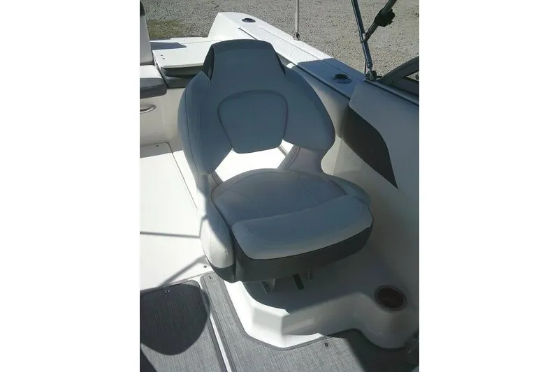 Slide: The Image of 2019 Robalo R207 Dual Console boat seat, featuring sleek design and comfortable cushioning. - 31