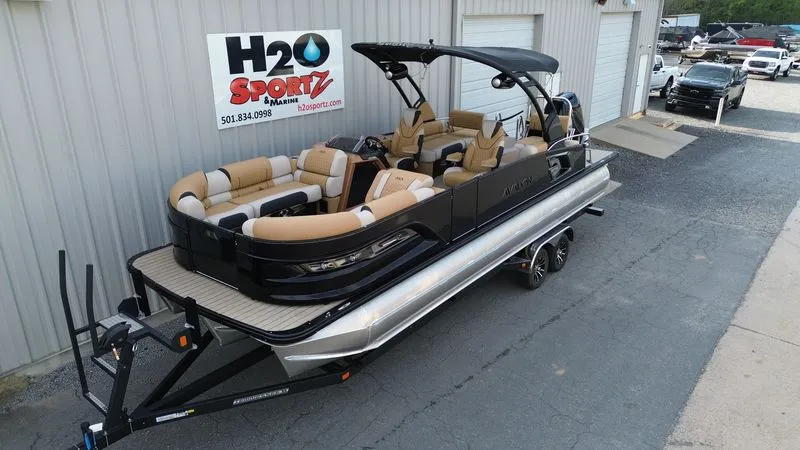 Slide: The Image of Avalon Excalibur LTD Quad Lounge 25FT 2025 - 3