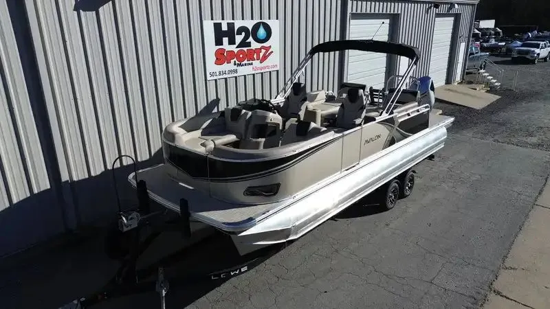 Slide: The Image of Avalon LSZ Quad Lounger Shift 25FT 2026 - 3