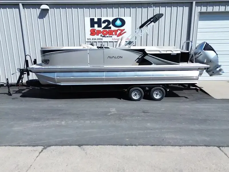 The Image of Avalon LSZ Quad Lounger 25FT 2026 - 1