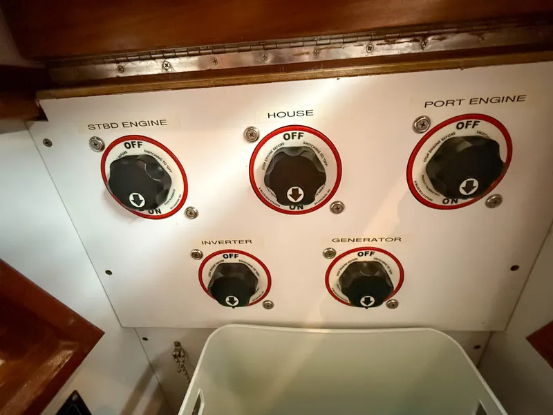 Slide: The Image of Legacy 34 Express Twin Jet 2002 - 52