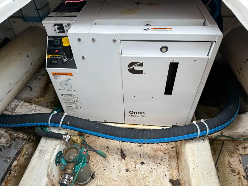 Slide: The Image of Legacy 34 Express Twin Jet 2002 - 54