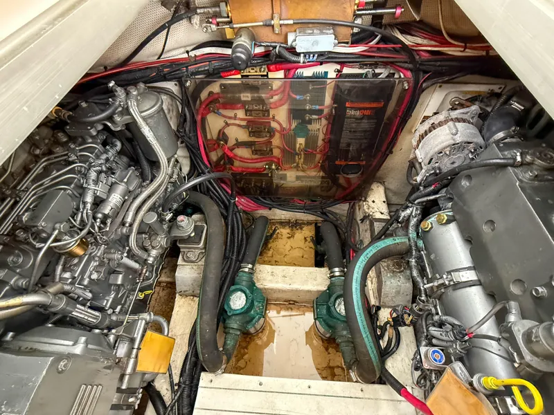 Slide: The Image of Legacy 34 Express Twin Jet 2002 - 55