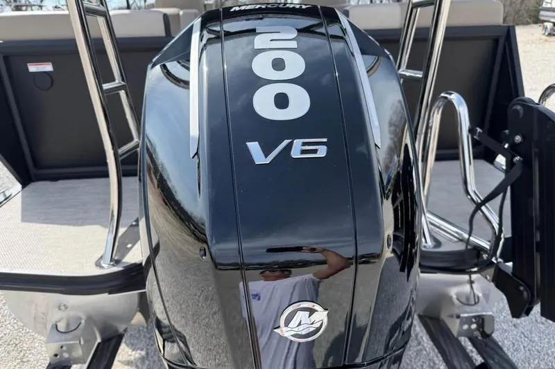 Slide: The Image of Mercury 200 V6 engine on 2026 Alera 22q boat, featuring sleek black design. - 8