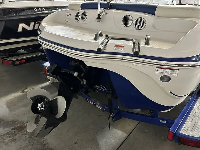 Slide: The Image of Tahoe Q4 SS 2012 - 12