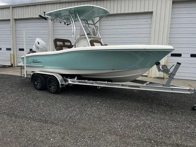 The Image of Pioneer 202 Islander 2026 - 1