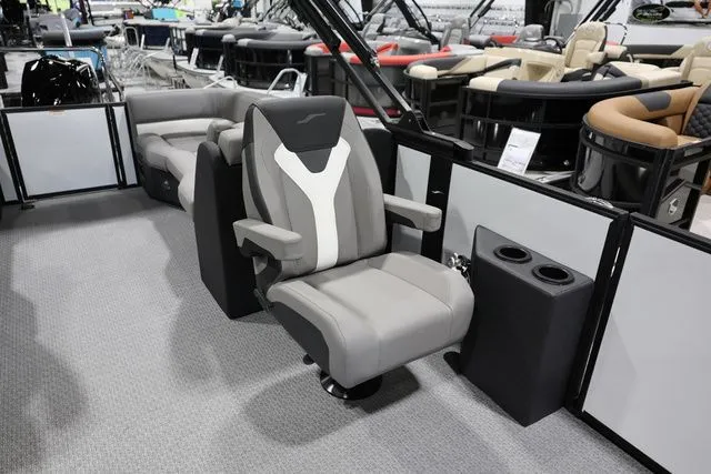 Slide: The Image of Evotti 523 QL 2026 - 16