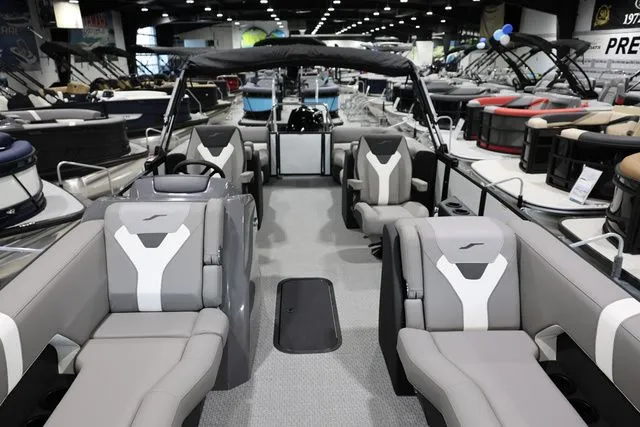 Slide: The Image of Evotti 523 QL 2026 - 17