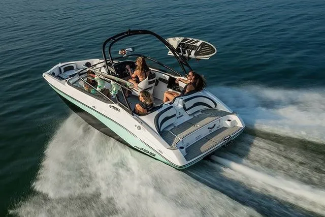 Slide: The Image of Yamaha AR195 2026 - 4