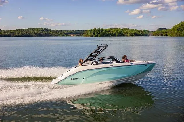 Slide: The Image of Yamaha 222S 2026 - 4