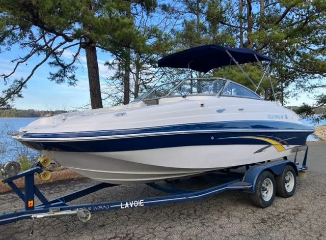 Slide: The Image of Four Winns F204 2007 - 2