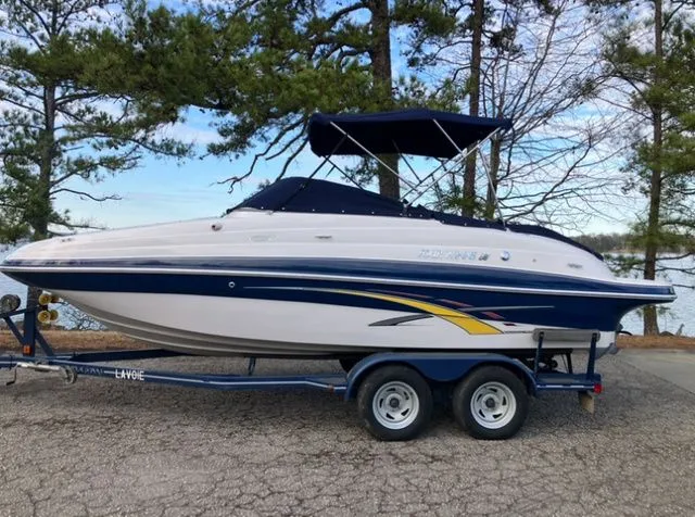 Slide: The Image of Four Winns F204 2007 - 30