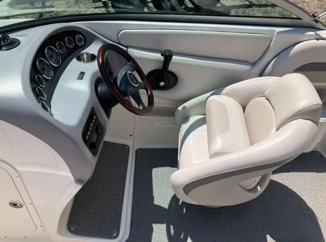 Slide: The Image of Chaparral SSi 220 2008 - 10