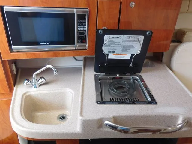 Slide: The Image of Wellcraft 290 Coastal 2015 - 19