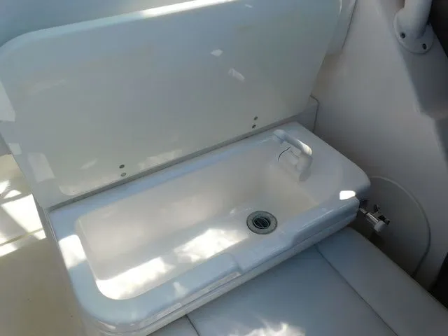 Slide: The Image of Wellcraft 290 Coastal 2015 - 26