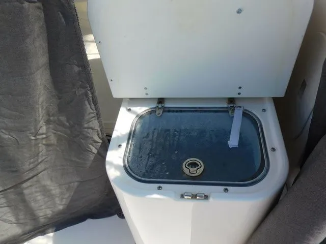 Slide: The Image of Wellcraft 290 Coastal 2015 - 27