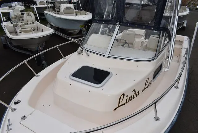 Slide: The Image of Grady-White Adventure 208 2006 - 16