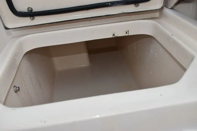 Slide: The Image of Grady-White Adventure 208 2006 - 28