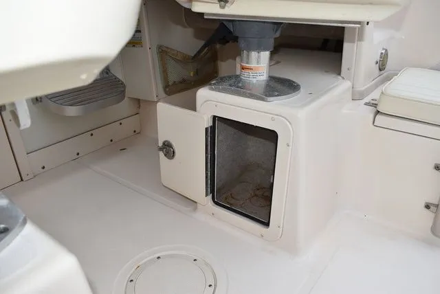 Slide: The Image of Grady-White Adventure 208 2006 - 29