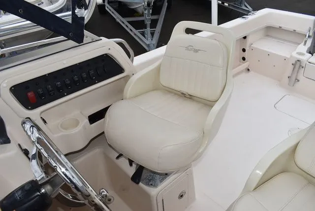 Slide: The Image of Grady-White Adventure 208 2006 - 31