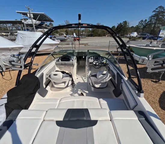 Slide: The Image of Chaparral 21 Surf 2021 - 16