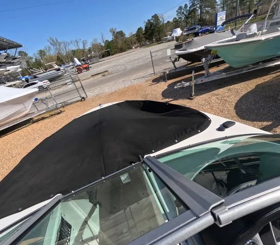 Slide: The Image of Chaparral 21 Surf 2021 - 20