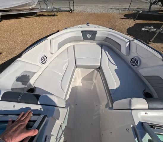 Slide: The Image of Chaparral 21 Surf 2021 - 21