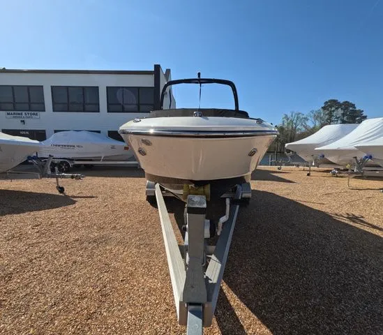 Slide: The Image of Chaparral 21 Surf 2021 - 7