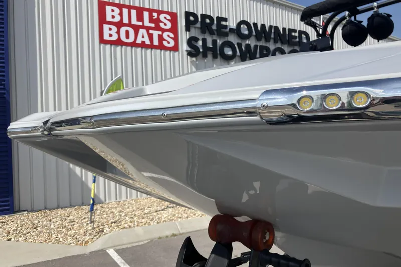Slide: The Image of 2020 ATX Surf Boats 24 Type-S at Bill's Boats pre-owned showroom. - 11