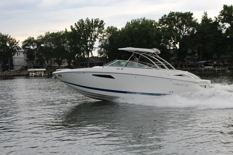 Slide: The Image of Cobalt R35 2018 - 17