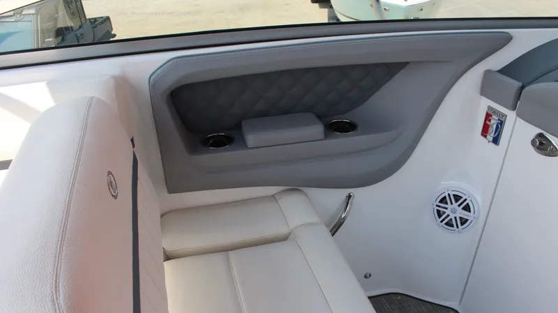 Slide: The Image of Cobalt R35 2018 - 43