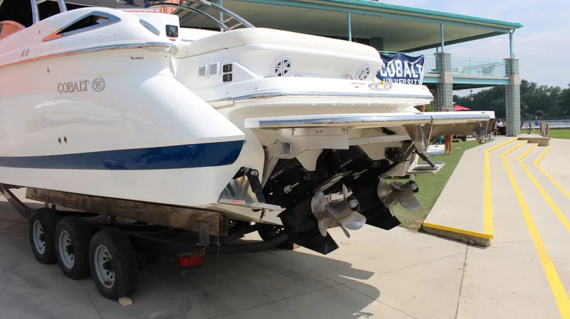 Slide: The Image of Cobalt R35 2018 - 7