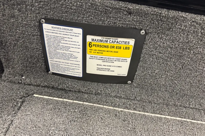 Slide: The Image of 2019 Tracker Pro Guide V-175 Combo capacity plate, 6 persons or 838 lbs limit. - 9