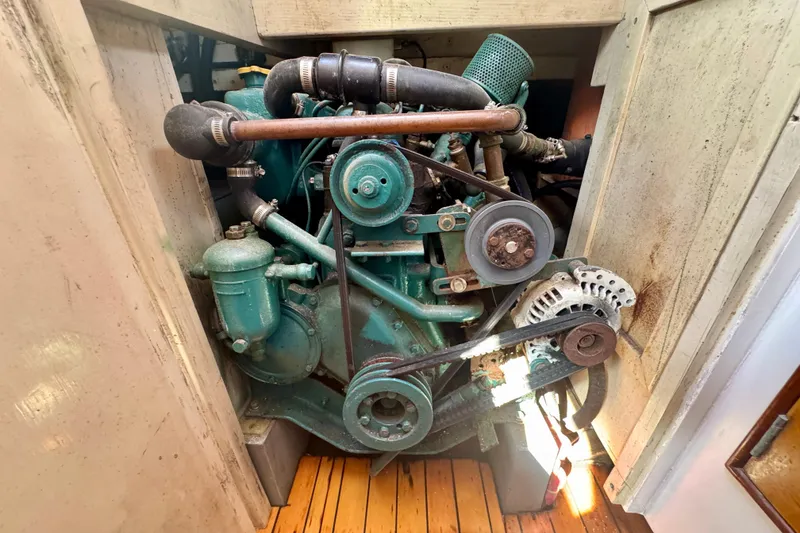 Slide: The Image of Vintage Phillip Rhodes 42 engine from 1946, showcasing intricate mechanical components. - 45