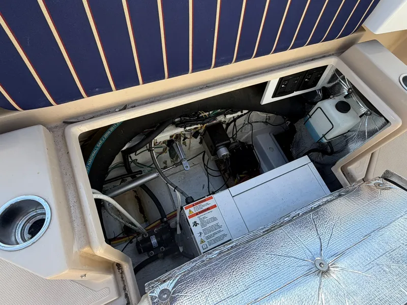 Slide: The Image of Engine compartment of 2013 Ranger Tugs R-31 CB. - 9