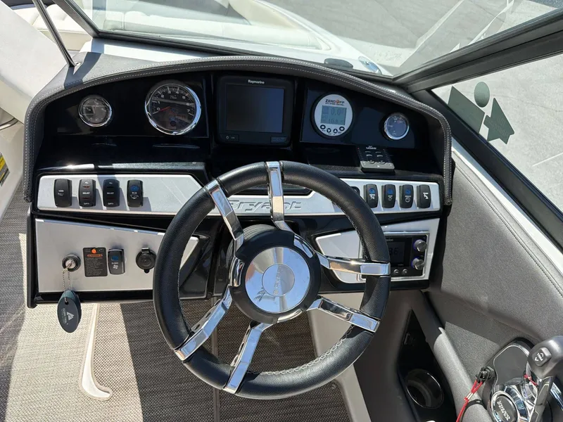 Slide: The Image of Bryant CALANDRA SURF 2018 - 16