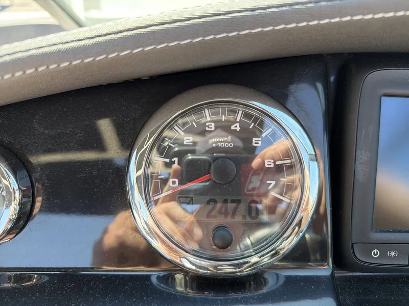 Slide: The Image of Bryant CALANDRA SURF 2018 - 17